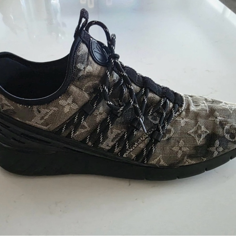 Louis Vuitton Black and Grey Monogram Knit Trainer - Picture 5 of 5